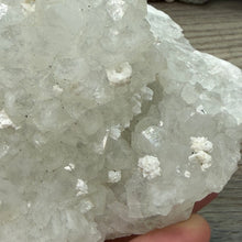 Cargar imagen en el visor de la galería, Apophyllite/Zeolite Cluster #24
