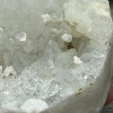 Cargar imagen en el visor de la galería, Apophyllite/Zeolite Cluster #24
