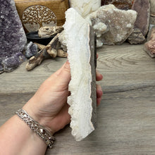 Bild in Galerie-Viewer laden, Apophyllite/Zeolite Cluster #29
