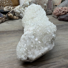 Bild in Galerie-Viewer laden, Apophyllite/Zeolite Cluster #33
