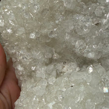 Bild in Galerie-Viewer laden, Apophyllite/Zeolite Cluster #33
