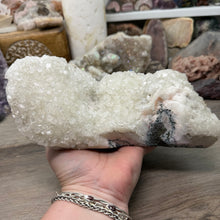 Bild in Galerie-Viewer laden, Apophyllite/Zeolite Cluster #33
