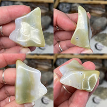 将图像加载到图库查看器中，Ocean Jasper Medium Rough Tumbles
