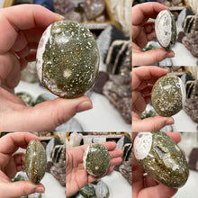 Cargar imagen en el visor de la galería, Ocean Jasper Palm Stone #16
