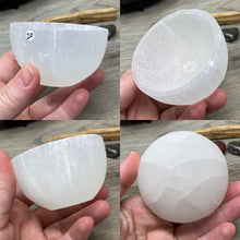 Load image into Gallery viewer, Selenite 2.7&quot; Bowls
