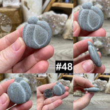 将图像加载到图库查看器中，Calcite Concretion Small Fairy Stones Under 16 grams

