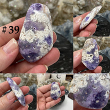 Carica l&#39;immagine nel visualizzatore di Gallery, Morado Opal / Violet Flame Opal Cabochon/Cabs
