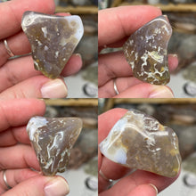 Cargar imagen en el visor de la galería, Ocean Jasper Medium Rough Tumbles
