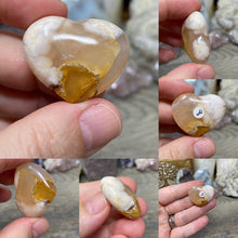 Load image into Gallery viewer, Flower Agate 1.25&quot; Pocket Hearts
