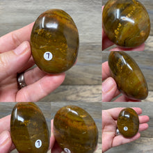 Cargar imagen en el visor de la galería, Ocean Jasper Palm Stone #07
