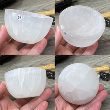 Load image into Gallery viewer, Selenite 2.7&quot; Bowls
