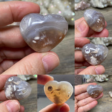 Cargar imagen en el visor de la galería, Flower Agate 1.25&quot; Pocket Hearts
