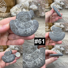 将图像加载到图库查看器中，Calcite Concretion Medium Fairy Stones
