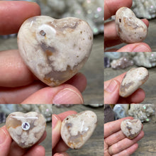 Load image into Gallery viewer, Flower Agate 1.25&quot; Pocket Hearts

