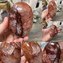 将图像加载到图库查看器中，Heated Red Hematoid &quot;Fire Quartz&quot; Palm Stones
