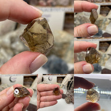 Chargez l&#39;image dans la visionneuse de la galerie, Natural Citrine Rough from Congo Under 8 grams
