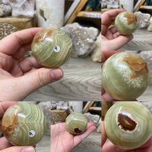 将图像加载到图库查看器中，Green Onyx 2&quot; Spheres
