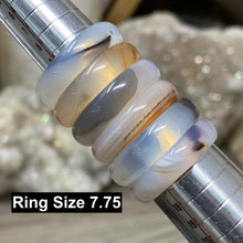 Load image into Gallery viewer, Agate 5mm Band Rings
