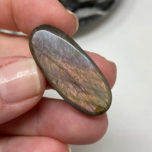 将图像加载到图库查看器中，Purple Labradorite Cabochon #31 * High Quality
