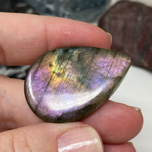 将图像加载到图库查看器中，Purple Labradorite Cabochon #44 * High Quality
