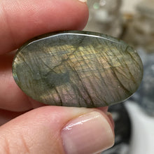 将图像加载到图库查看器中，Purple Labradorite Cabochon #45 * High Quality
