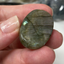 将图像加载到图库查看器中，Purple Labradorite Cabochon #45 * High Quality
