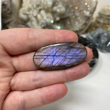 将图像加载到图库查看器中，Purple Labradorite Cabochon #46 * High Quality
