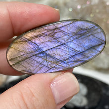 将图像加载到图库查看器中，Purple Labradorite Cabochon #46 * High Quality
