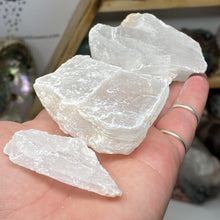 Load image into Gallery viewer, Selenite Rough Set #11
