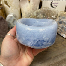 Load image into Gallery viewer, Blue Calcite Oval Bowl #02
