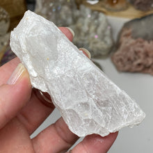 Load image into Gallery viewer, Selenite Rough Set #16
