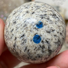 将图像加载到图库查看器中，K2 Azurite Sphere
