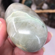 将图像加载到图库查看器中，Garnierite Palm Stone #14
