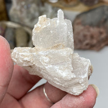 Load image into Gallery viewer, Selenite Rough Set #27
