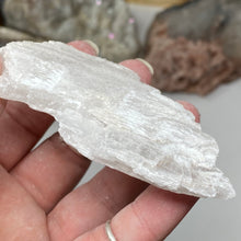 Load image into Gallery viewer, Selenite Rough Set #27
