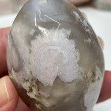 Load image into Gallery viewer, Flower Agate Palm Stone #30
