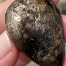 Load image into Gallery viewer, Brown Opal Heart #02
