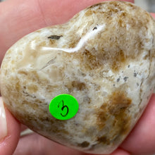 Load image into Gallery viewer, Brown Opal Heart #03
