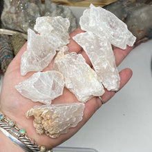 Load image into Gallery viewer, Selenite Rough Set #30
