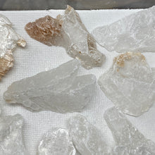 Load image into Gallery viewer, Selenite Rough Set #32
