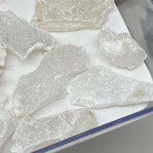 Load image into Gallery viewer, Selenite Rough Set #32
