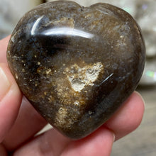 Carica l&#39;immagine nel visualizzatore di Gallery, Brown Opal Heart #15
