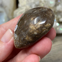 Load image into Gallery viewer, Brown Opal Heart #15
