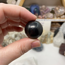 Load image into Gallery viewer, Shungite 1&quot; Spheres
