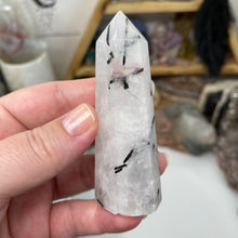 Chargez l&#39;image dans la visionneuse de la galerie, Black Rutilated Quartz Point #11
