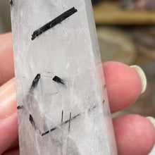 Carica l&#39;immagine nel visualizzatore di Gallery, Black Rutilated Quartz Point #11
