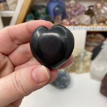 Load image into Gallery viewer, Shungite 1.4&quot; Puffy Hearts
