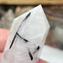 Carica l&#39;immagine nel visualizzatore di Gallery, Black Rutilated Quartz Point #13
