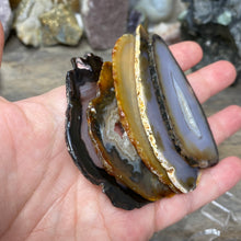 Carica l&#39;immagine nel visualizzatore di Gallery, Natural Small Agate Slices
