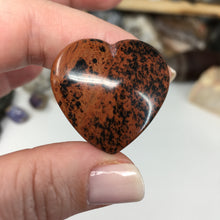 将图像加载到图库查看器中，Mahogany Obsidian 1.25&quot; Heart #15
